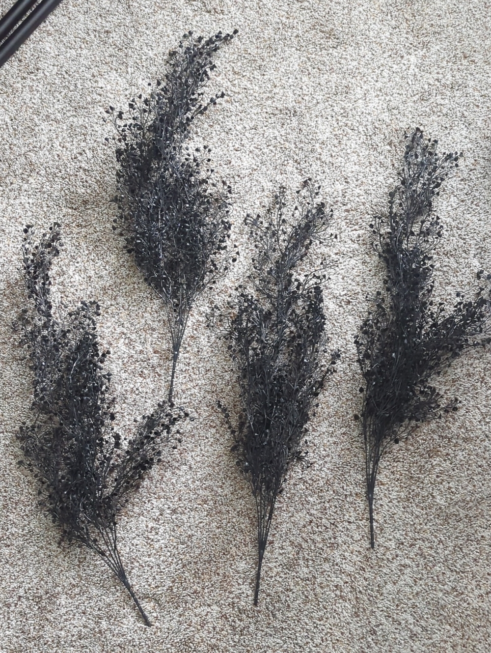 4 Bunches Beautiful Black Flowing Floral Spray Bundle - Decorative Stems